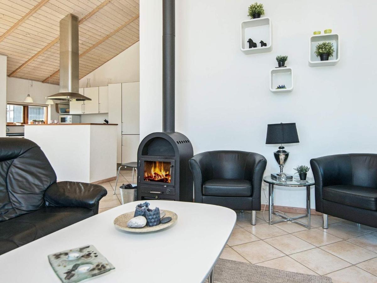 8 Person Holiday Home In Ulfborg Luaran gambar